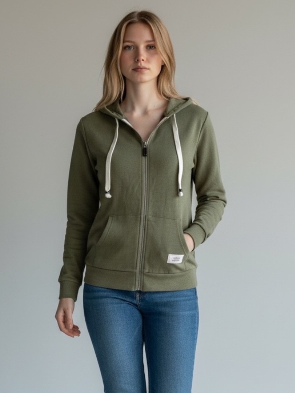 Peace Love World Love the Light Hoodie Size M
